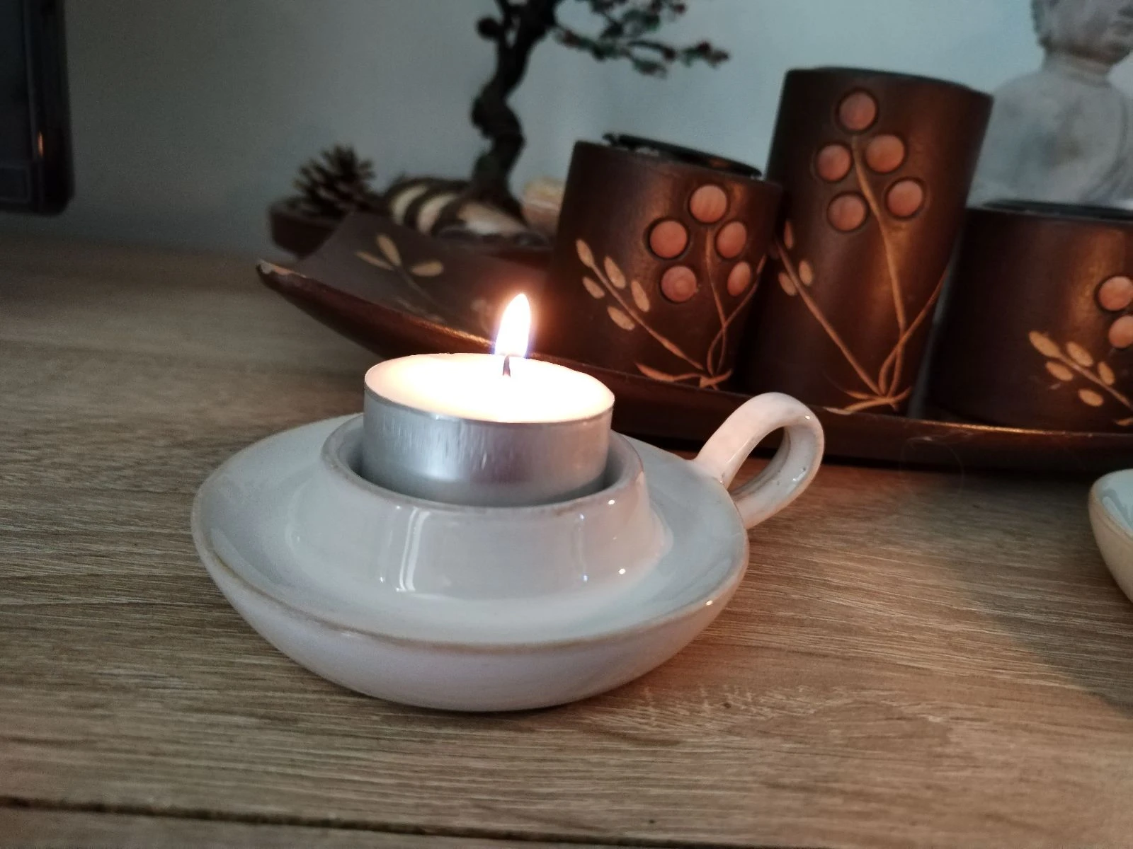 set van 2 mooie handgemaakte emaille keramische theelichtkaarsenhouders. – photo 2